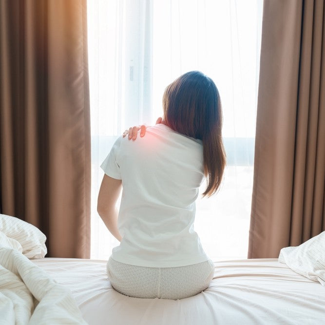 Kvinne med fibromyalgi og nakkesmerter